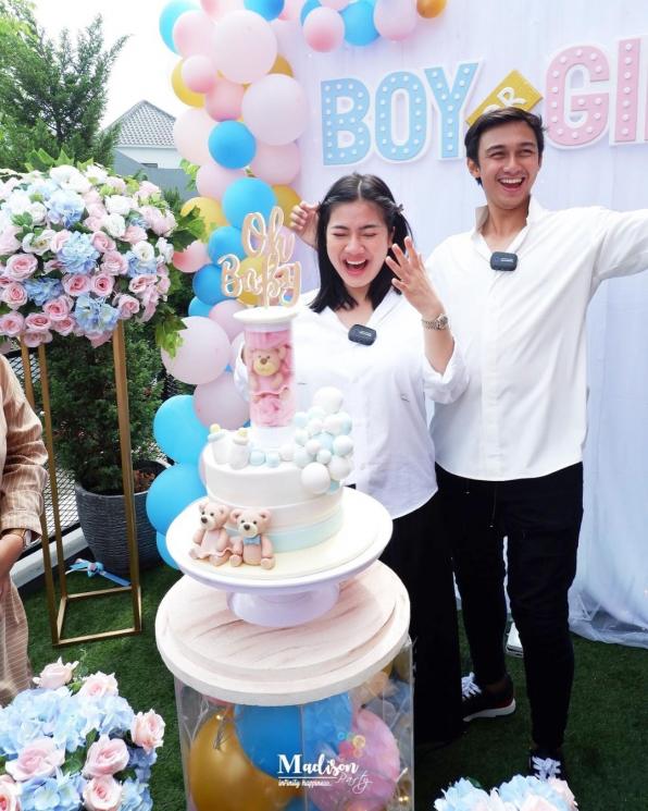 OOTD Bumil Felicya Angelista (Instagram/@felicyangelista_)