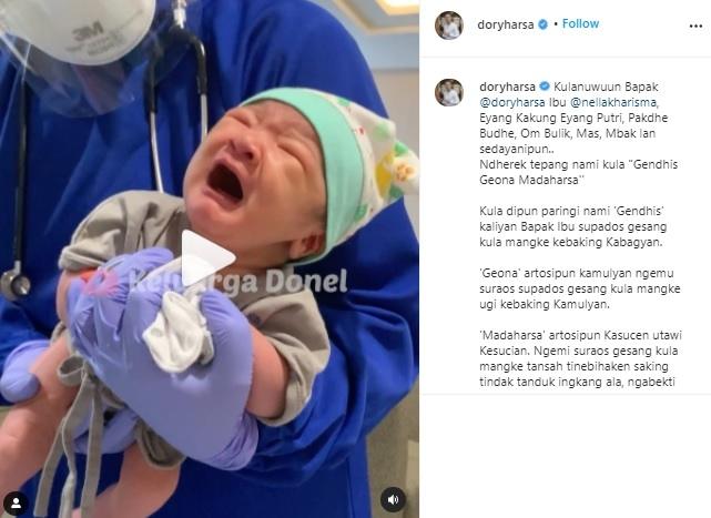 Nama Anak Nella Kharisma dan Dory Harsa. (Instagram/@doryharsa)