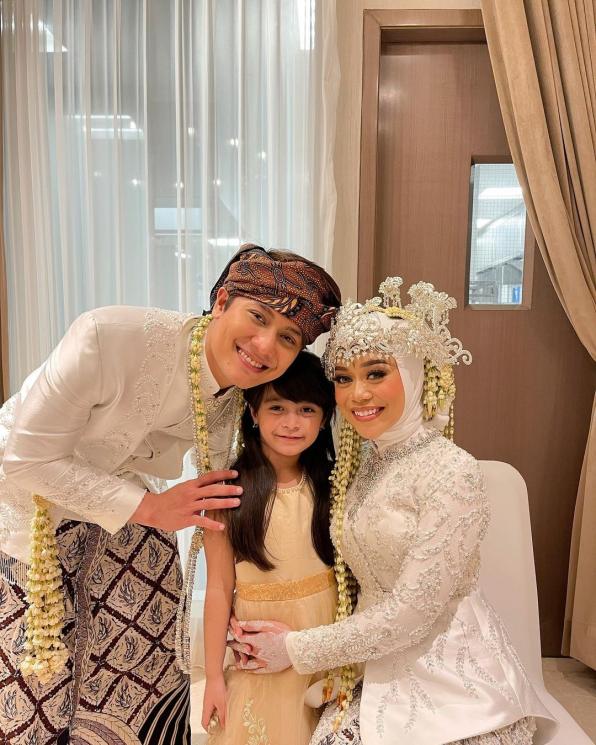 Potret Lesti Kejora Momong Amabel Lennata (Instagram/@amabellenata)