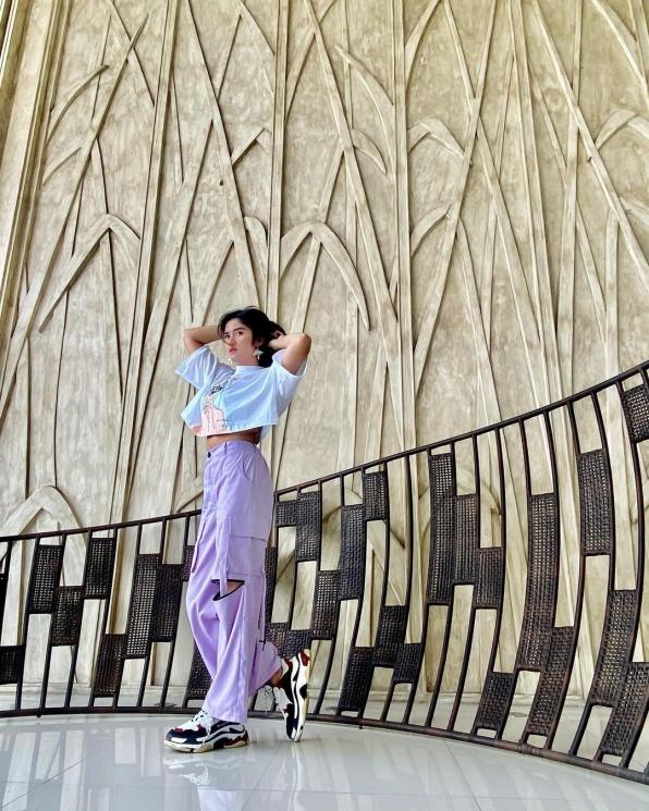 OOTD Ochi Rosdiana (Instagram/@ochi24)