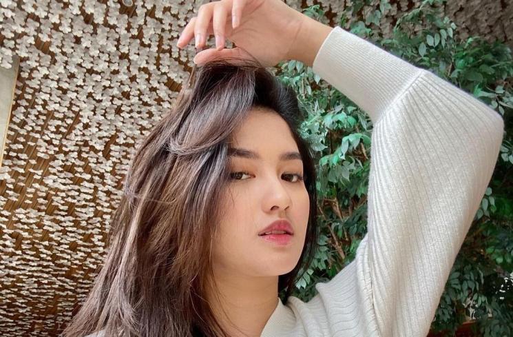 OOTD Ochi Rosdiana (Instagram/@ochi24)