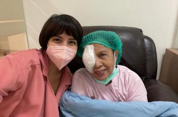 Ungkap Kondisi Ibu usai Jalani Operasi Mata, Tya Ariestya: Katanya Anaknya Makin Cantik