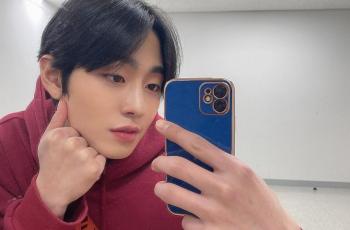 6 Gaya Ahn Hyo Seop di Luar Drama, Bikin Gemas saat Momong Kucing