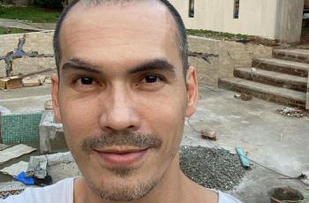 Atalarik Syah Pamer Rambut Gundul, Langsung Kena Cibir: Kelihatan Sadisnya
