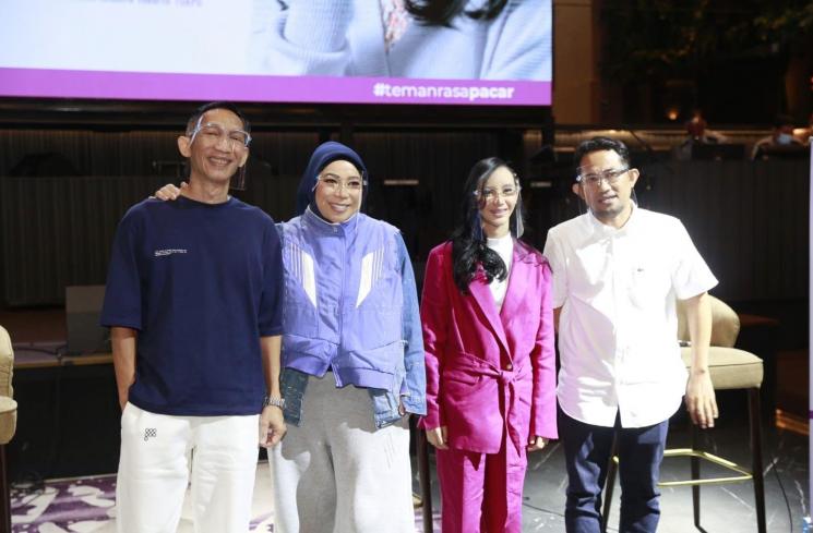 Melly Goeslaw dan Dinda Ghania. (MataMata.com/Muhammad Anzar Anas)