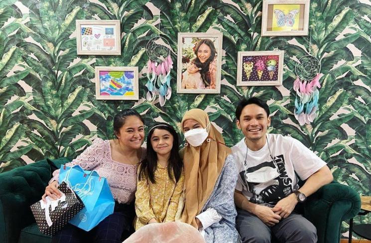 Potret Kompak Marshanda dan Nesyana Istri Ben Kasyafani. (Instagram/marshanda99)