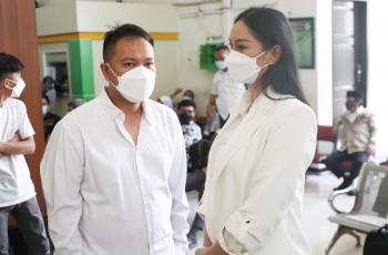 Kalina Oktarani Meradang, Vicky Prasetyo Disuruh Muntahkan Makanan