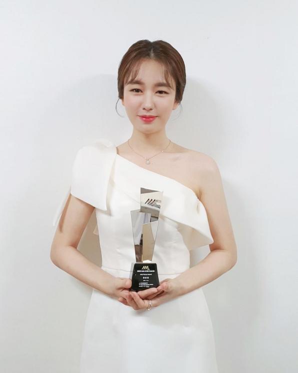 Gaya Ahn Eun Jin di Luar Drama (instagram/@eunjin___a)