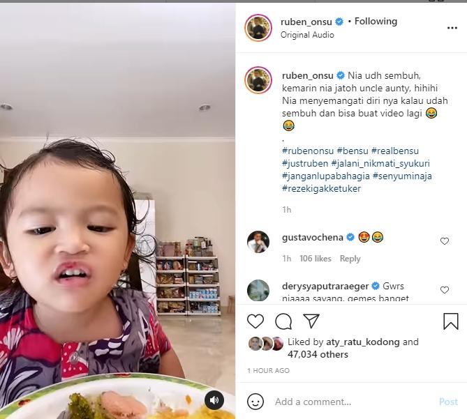Thania Putri Onsu jatuh hingga bibirnya terluka. (Instagram/ruben_onsu)
