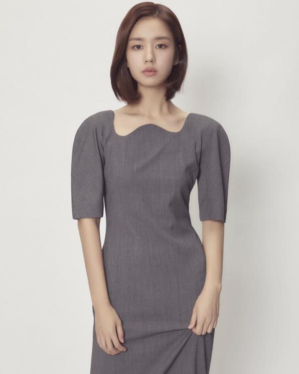 Gaya Ahn Eun Jin di Luar Drama (instagram/@eunjin___a)