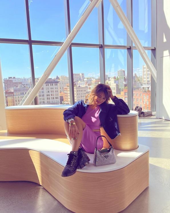 Harga Outfit Luna Maya di New York (Instagram/@lunamaya)