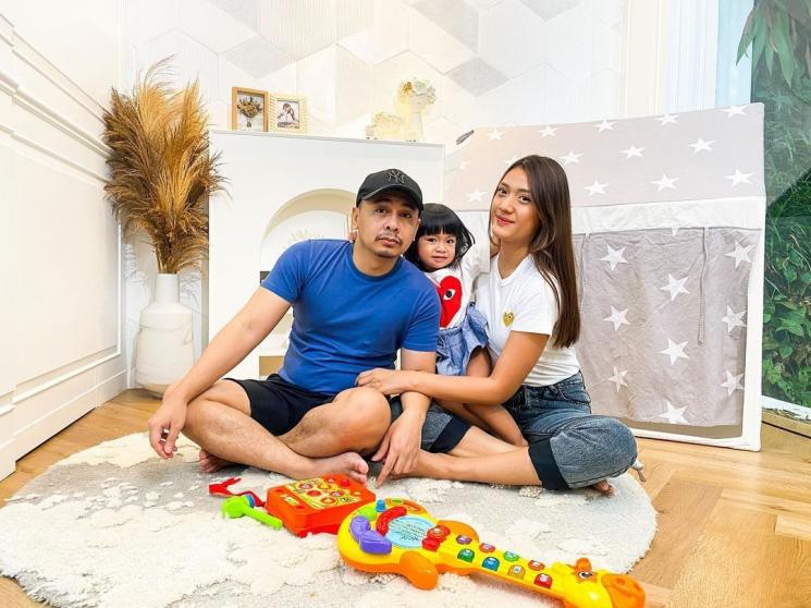 Potret Alinea Putri Raditya Dika (Instagram/@radityadika)