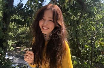 12 Potret Gaya Artis Korea Pamer Baby Bump, Honey Lee Paling Stand Out