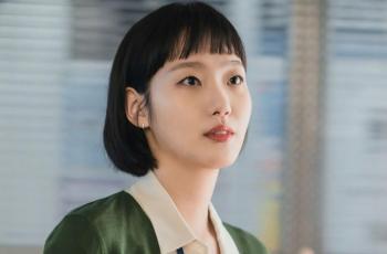 11 Koleksi Fashion Item Kim Go Eun di Yumi's Cells, Cocok Jadi Inspirasi OOTD!