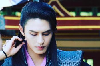 8 Potret Transformasi Do Ji Han, Aktor Hwarang yang Lagi Ulang Tahun ke-30