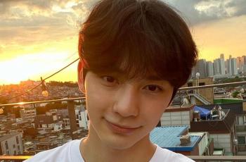 7 Potret Byun Seong Tae, Pemeran June Si Idol Kece di Hometown Cha-Cha-Cha