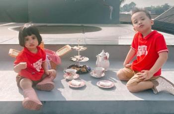 Xabiru dan Chava Takut Naik Lift, Wajah Pengasuhnya Bikin Salfok dan Dibilang Mirip Rachel Venya