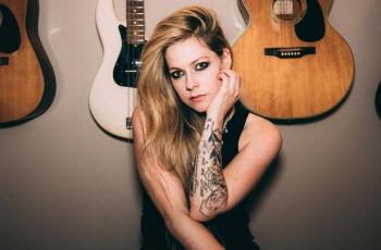Lirik Lagu I'M A Mess - Avril Lavigne Feat YUNGBLUND