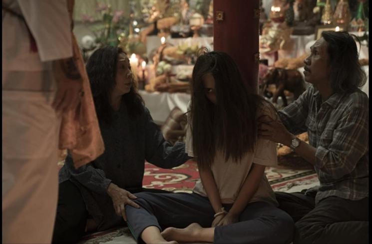 Sinopsis The Medium (IMDb)