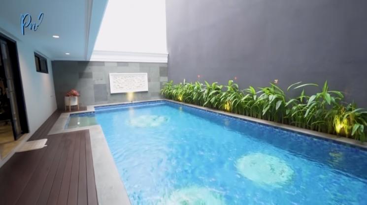 Rumah Prilly Latuconsina (YouTube/Prilly Latuconsina)