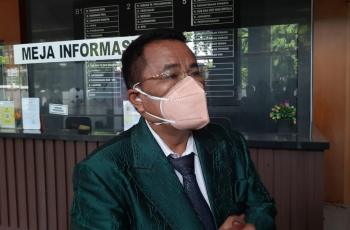 Kini Berseteru, Hotman Paris Pamerkan Video Razman Arif Nasution Puji-Puji Dirinya