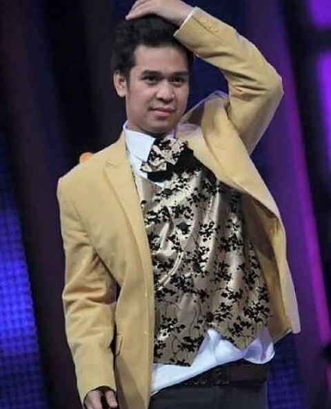 Artis Bangun Masjid (instagram/@olga_lovers)