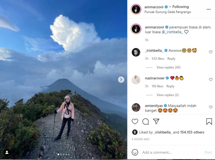 Ammar Zoni dan Irish Bella naik gunung. (Instagram/ammarzoni)