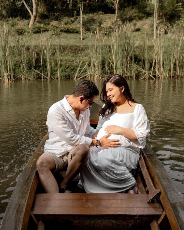 Baby Bump Tiara Pangestika (Instagram/@tiarapangestika)