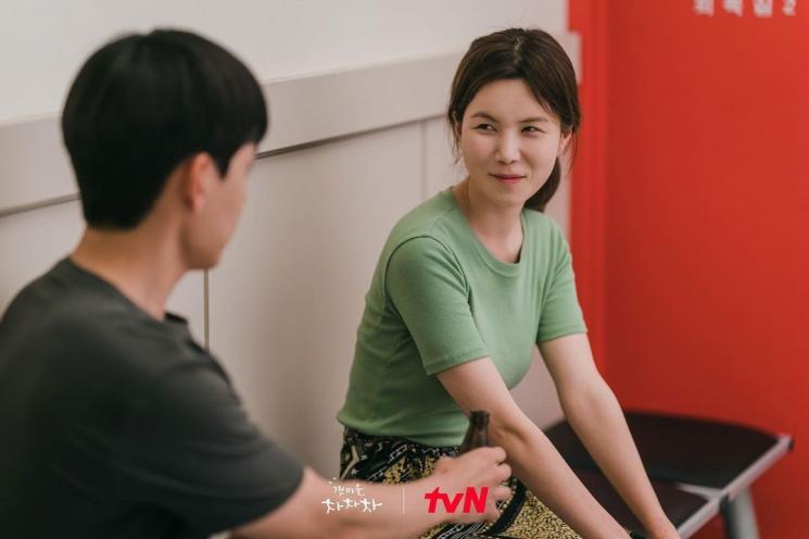 Hometown Cha-Cha-Cha (Instagram/@tvndrama.official)