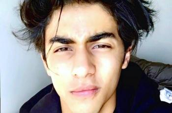 Hadiri Acara Screening Film, Aryan Khan Pasang Tampang Cool: Senyum Plis