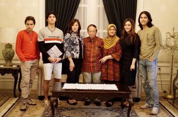 Maia Estianty Ungkap Potret Bahagia Ayahnya di Usia 82 Tahun: Keluarga Darah Biru yang Luar Biasa