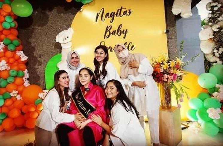 Momen Baby Sprinkle Nagita Slavina (Instagram/@raffinagita1717)