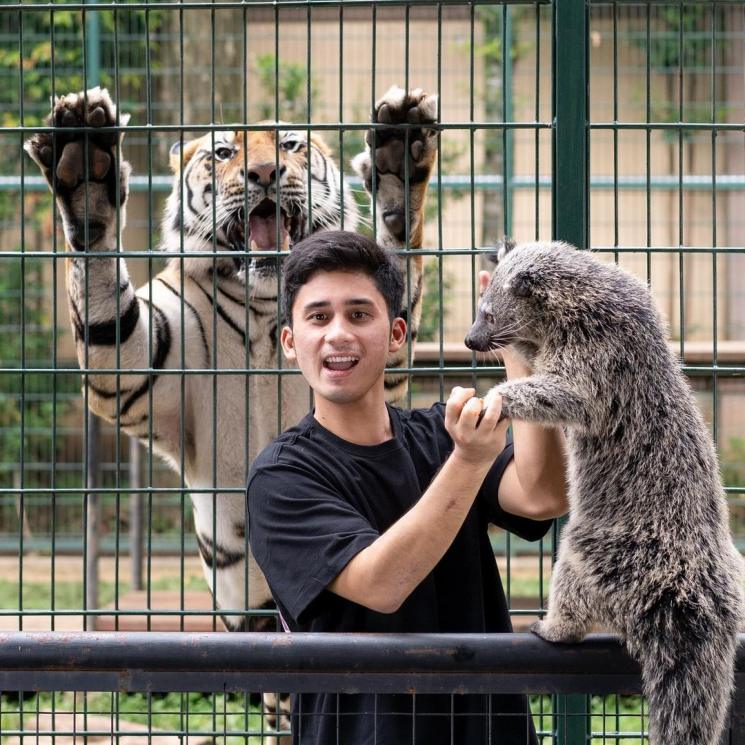Potret Alshad Ahmad dan Harimau (Instagram/alshadahmad)