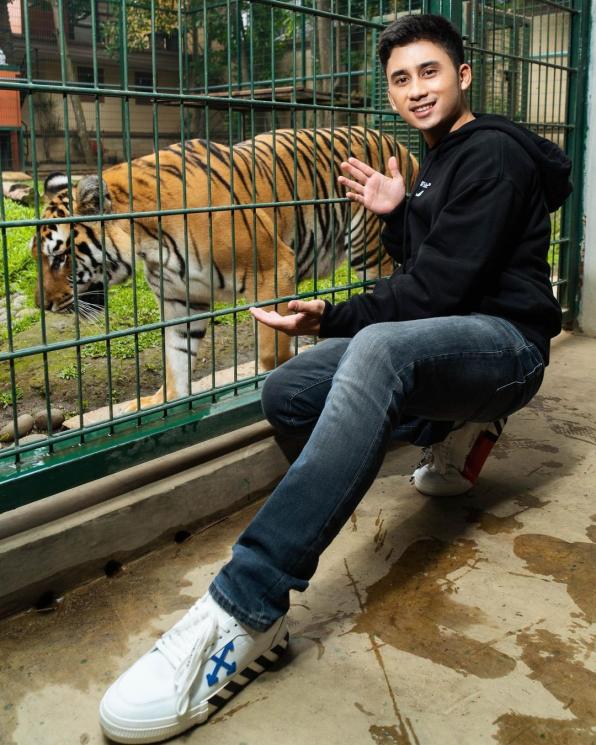 Potret Alshad Ahmad dan Harimau (Instagram/alshadahmad)