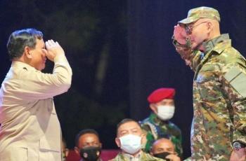 Viral Deddy Corbuzier Pakai Seragam dan Hormat ke Prabowo, Gayanya Disorot: Udah Cocok!
