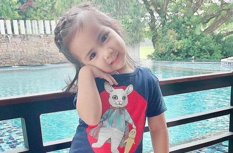 Potret Sheena Gabriella Anak Momo Geisha (Instagram/@sheenagabriellaaurorasamudra)