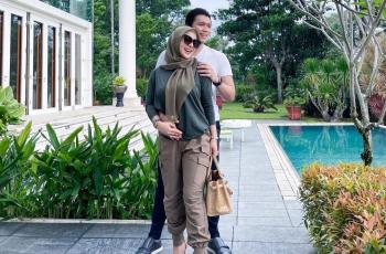 Mesra dengan Suami Naik Jet Pribadi, Outfit Syahrini Digunjing