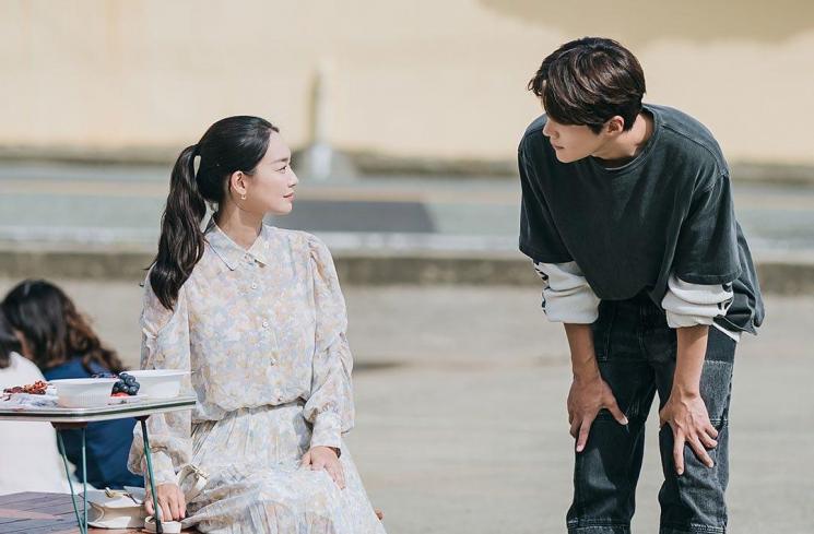 Hometown Cha-Cha-Cha (Instagram/@tvndrama.official)