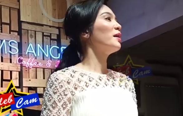 Bunga Zainal (YouTube.com)
