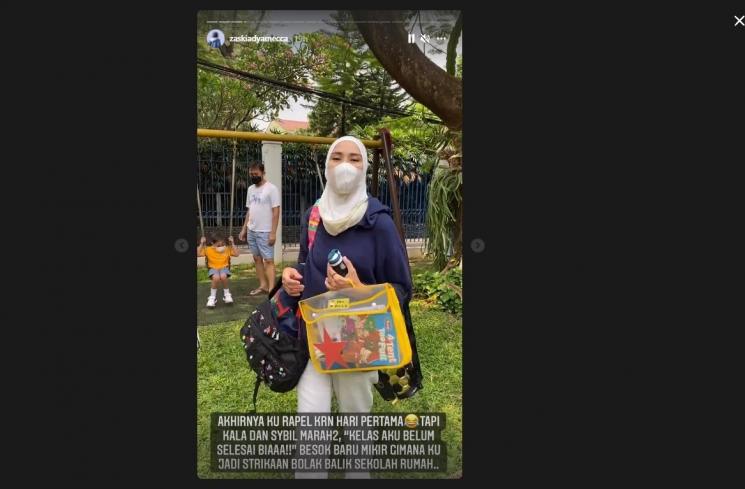 Momen Anak Zaskia Adya Mecca Sekolah (Instagram/@zaskiadyamecca)