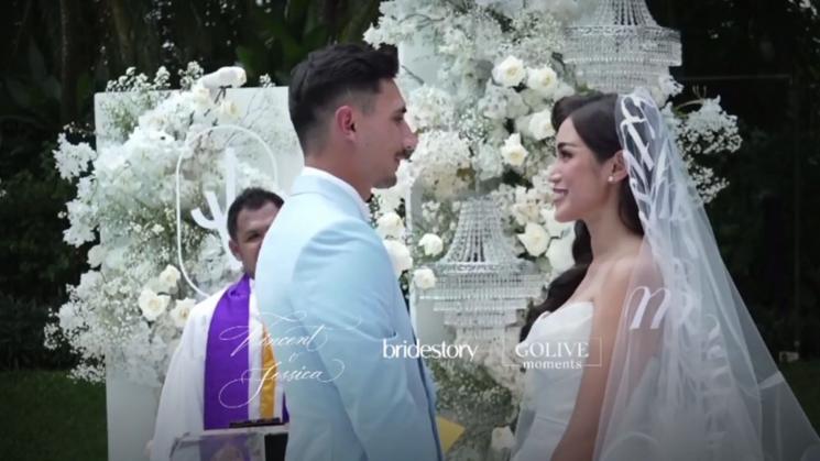 Jessica Iskandar dan Vincent Verhaag menikah. (Instagram/thebridestory)