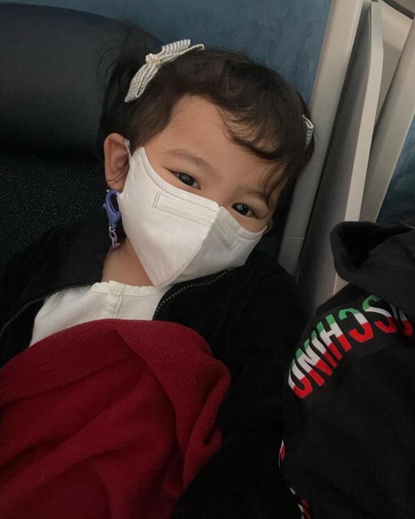 Potret Thania dan Thalia Putri Onsu di Labuan Bajo (Instagram/@thaniaputrionsu)