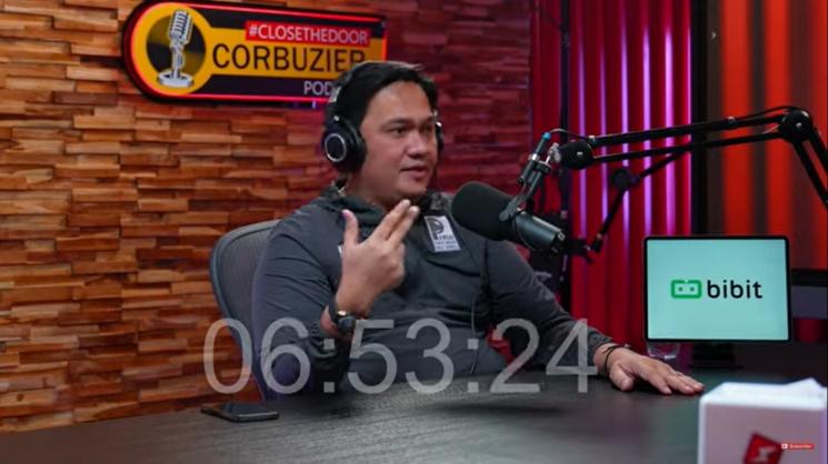 Farhat Abbas di podcast Deddy Corbuzier. (YouTube/Deddy Corbuzier)