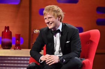 Lirik Lagu Shivers-Ed Sheeran Feat Jessi dan SUNMI, Campuran Inggris-Korea