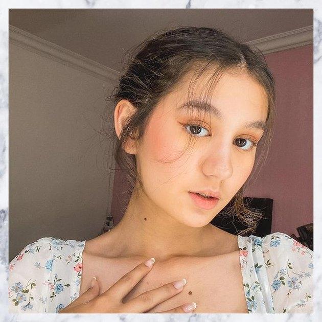 Gaya Rambut Zoe Jackson. (Instagram/zoeabbasjackson/mag)
