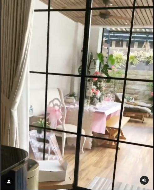 Raffi Ahmad meledek acara ulang tahun Syahnaz Sadiqah. (Instagram/raffinagita1717)