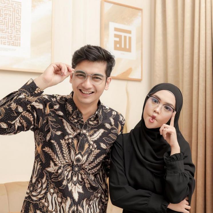 Ria Ricis dan Teuku Ryan. (Instagram/riaricis1795)