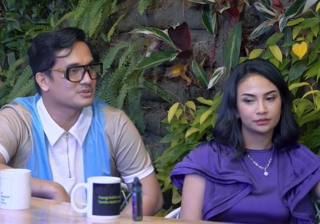 Vanessa Angel dan Bibi Ardiansyah. (Youtube/CurhatBangDennySumargo)