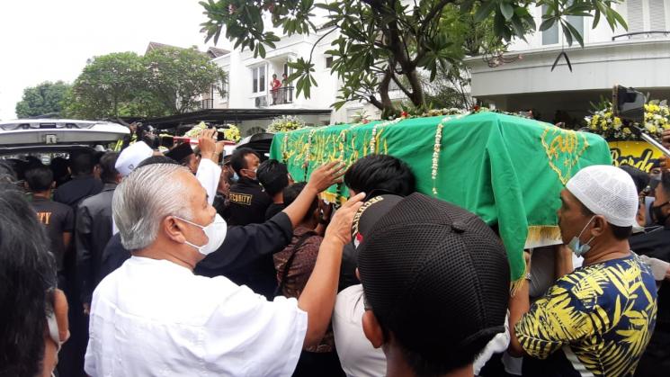 Suasana di rumah duka Vanessa Angel dan Bibi Ardiansyah. (MataMata.com/Ismail)