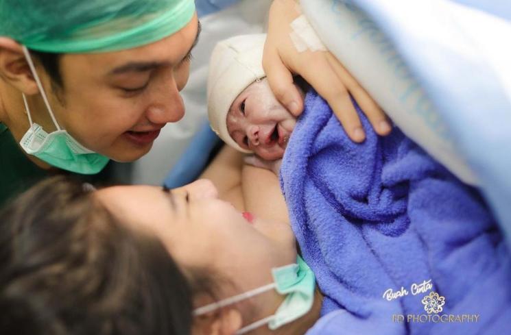 Caesar Hito Beri Ucapan Haru ke Anak Pakai Bahasa Thailand, Bikin Ngakak